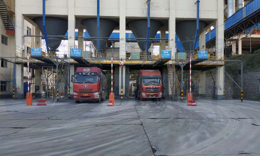 散装水泥自动装车系统完成快速、定量装载...